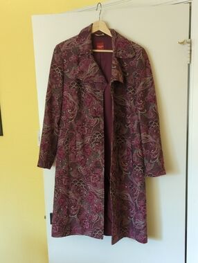Elegant Paisley Long Coat - Plum
